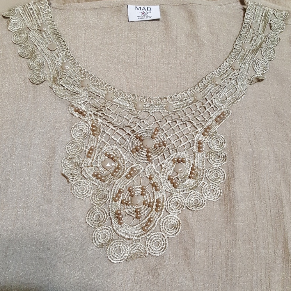 "Mad Style" Beautiful Embellished Tunic. Sz. Lg. - Picture 2 of 8